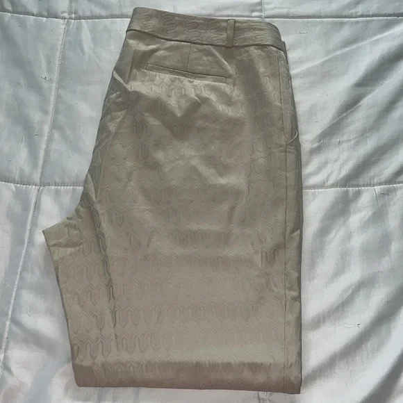 🤎Banana Republic Womens Hampton Pants Ankle Crop Geometric Beige. Size 16🤎 - Picture 2 of 7